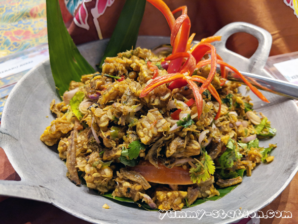 Maker:0x4c,Date:2017-10-9,Ver:4,Lens:Kan03,Act:Lar01,E-Y