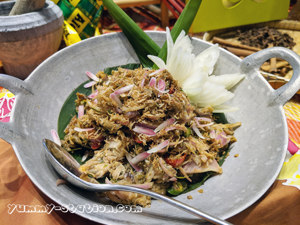 Maker:0x4c,Date:2017-10-9,Ver:4,Lens:Kan03,Act:Lar01,E-Y