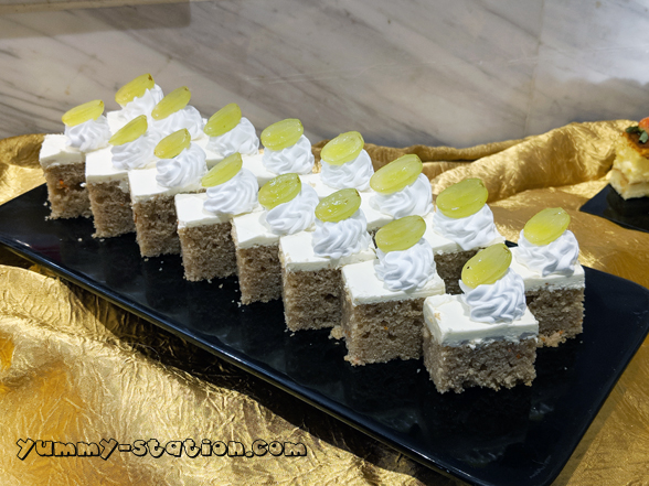 Maker:0x4c,Date:2017-10-9,Ver:4,Lens:Kan03,Act:Lar01,E-Y