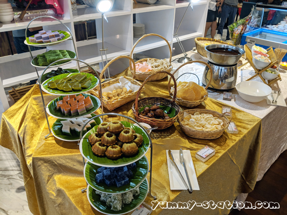 Maker:0x4c,Date:2017-10-9,Ver:4,Lens:Kan03,Act:Lar01,E-Y